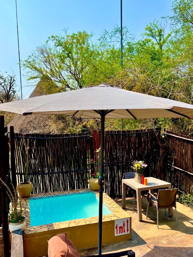 Manzini Chalets Marloth Park Eksteriør billede