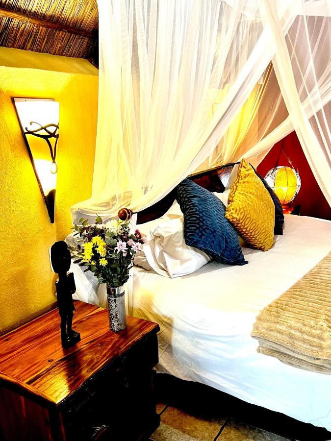 Manzini Chalets Marloth Park Eksteriør billede
