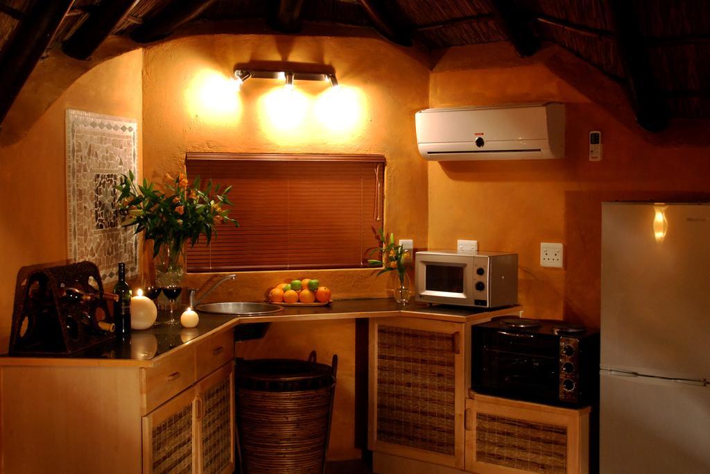 Manzini Chalets Marloth Park Værelse billede